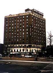 THE DAYS INN Pic by Bill Pieron